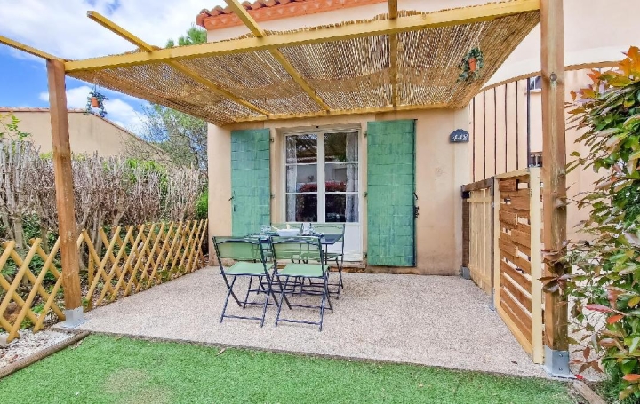 Maison   GALLARGUES-LE-MONTUEUX  45 m2 121 000 € 